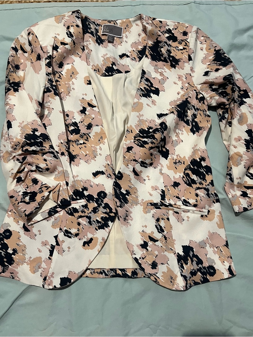 Chelsea28 Women’s floral stylish blazer size xs